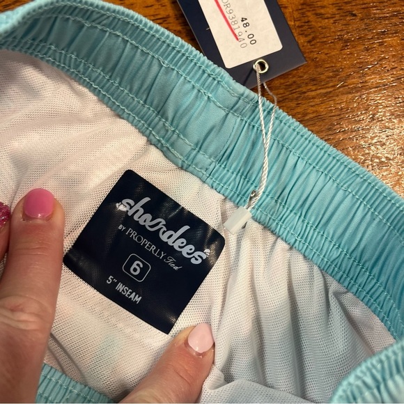 NWT Properly Tied Shordees Retro blue pink striped palm tree size 6 5 in inseam - Picture 3 of 4